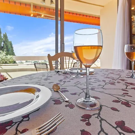 Апартаменти Le Semaphore - Spacious - Sea View - Ac - Parking Антіб