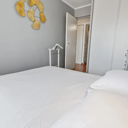 Le Semaphore - Spacious - Sea View - Ac - Parking * Антіб