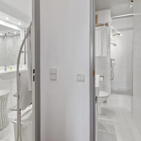 Le Semaphore - Spacious - Sea View - Ac - Parking Apartmán Antibes