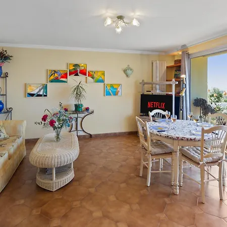 Апартаменти Le Semaphore - Spacious - Sea View - Ac - Parking